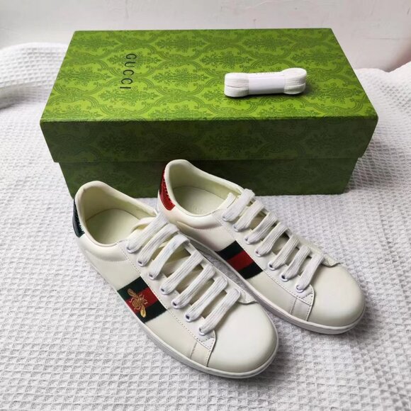Gucci Shoes - 🚀Women's🚀GUCCI🚀bee sneakers - EU38